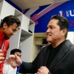 Ketua umum PSSI Erick Thohir kunjungi ruang ganti pemain Timnas Indonesia-1714101704