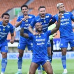 Pemain Persib Bandung Saat merayakan Gol-1713416160