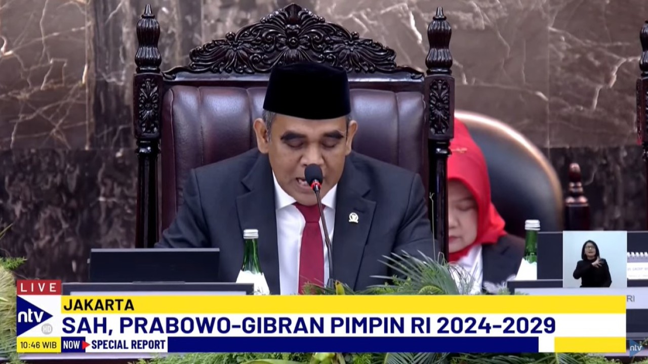 Ketua MPR RI Ahmad Muzani dalam Pelantikan Presiden dan Wapres RI Periode 2024-2029, Prabowo Subianto-Gibran Rakaabuming Raka, di Gedung Nusantara, Kompleks Parlemen, Jakarta, Minggu (20/10/2024).