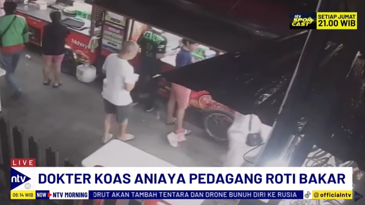 Dokter koas di Medan menganiaya penjual roti bakar karena topping kurang banyak.