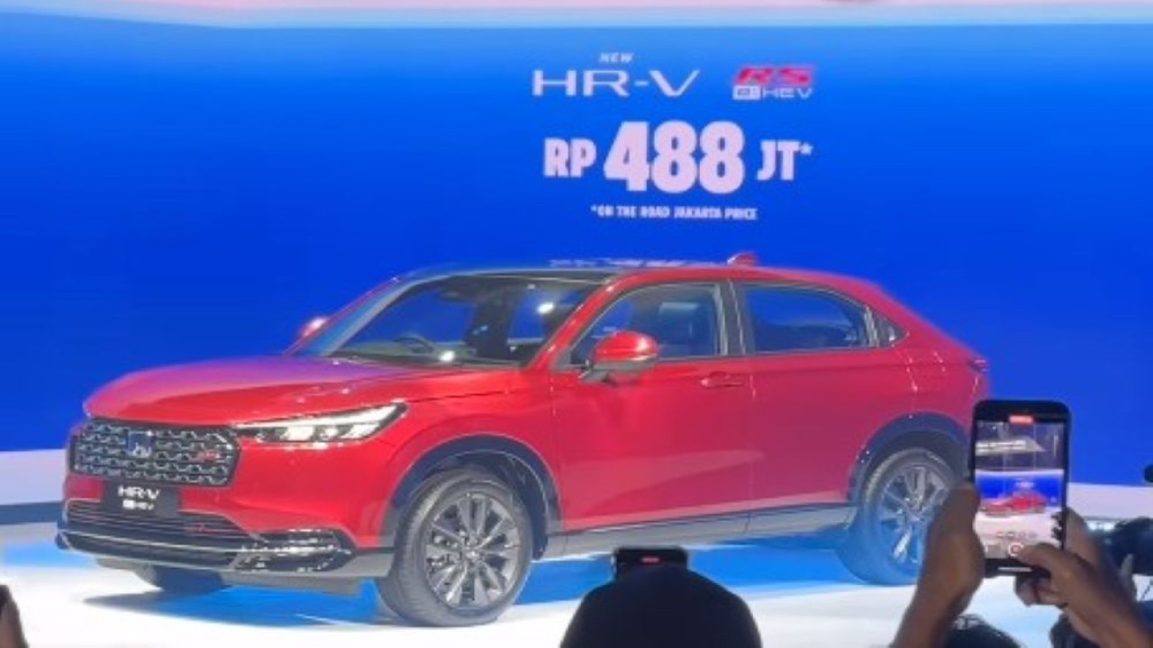 Honda HR-V Hybrid resmi meluncur dan turun harga.