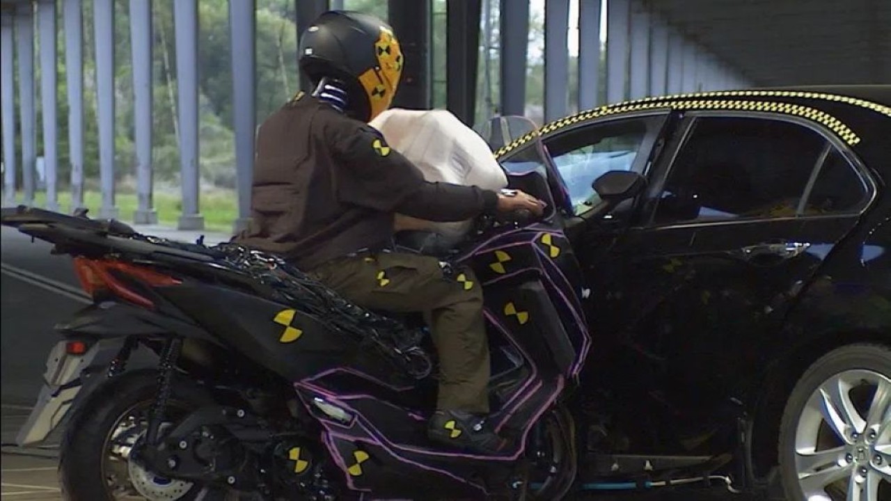 Toyoda Gosei kembangkan airbag untuk sepeda motor. (Foto: Istimewa via Visordown)