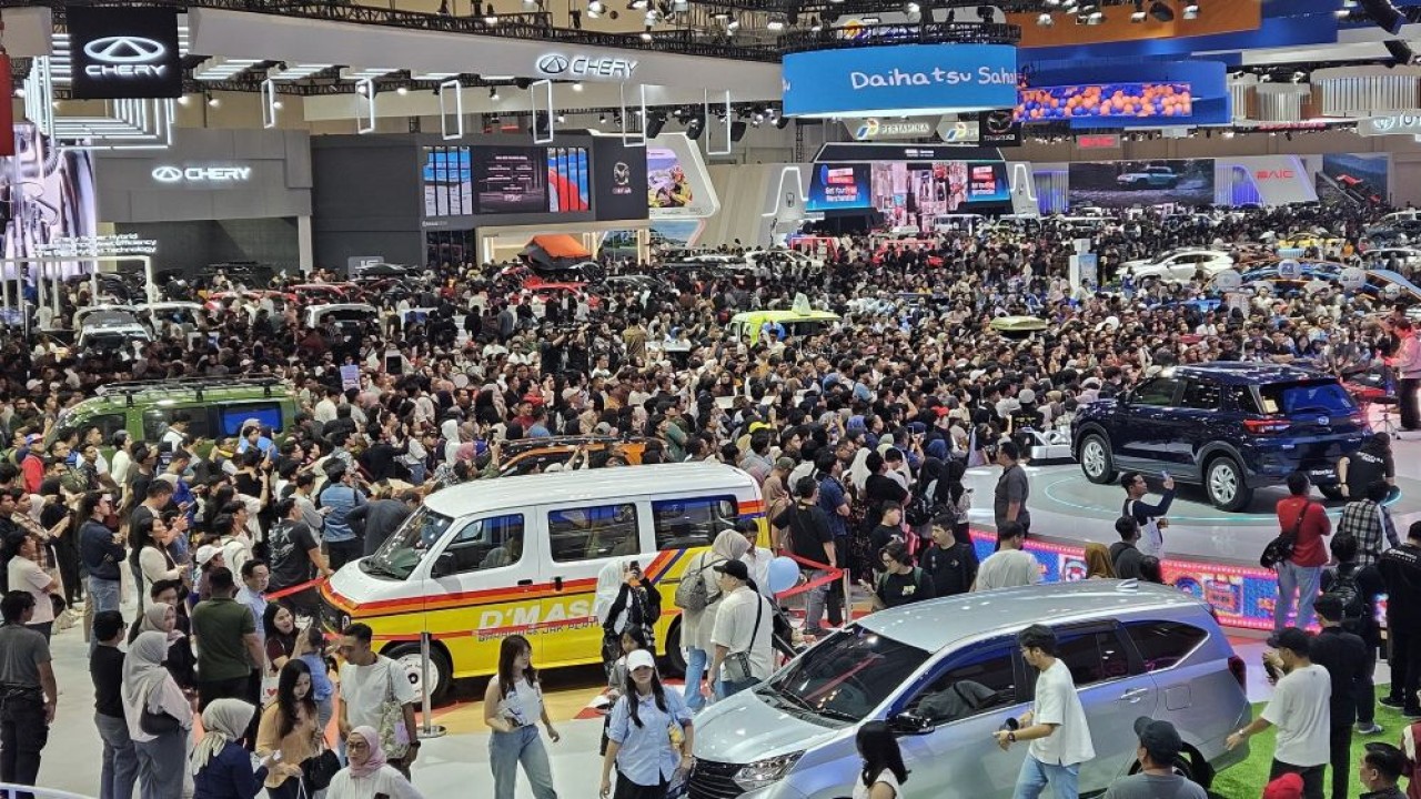 Antusiasme masyarakat berikan respon positif kepada Daihatsu di GIIAS 2025. (Foto: Istimewa)