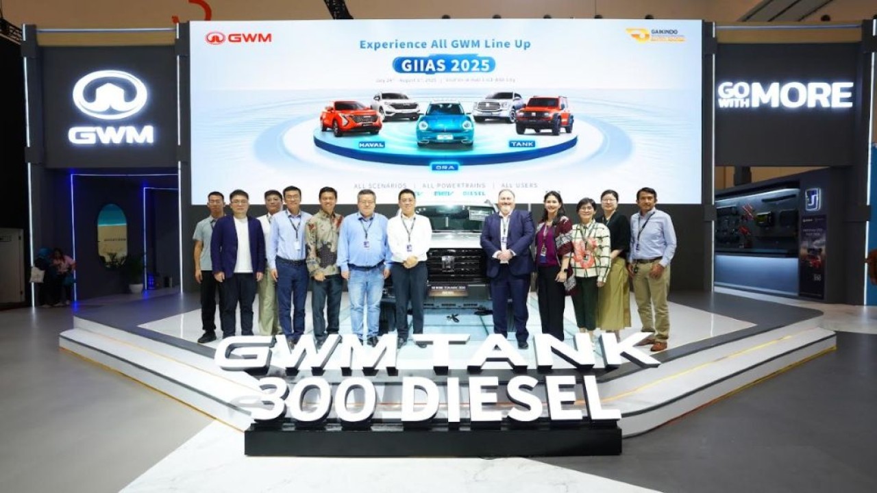 Perwakilan dari GWM International dan Inchcape menghadiri ajang GIIAS 2025. (Foto: Istimewa)