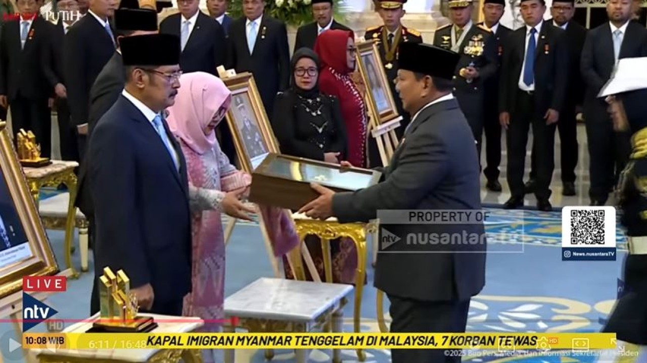 Presiden Prabowo Subianto menganugerahi gelar Pahlawan Nasional kepada sepuluh tokoh bangsa, termasuk Soeharto dan Gus Dur. (Nusantara TV)