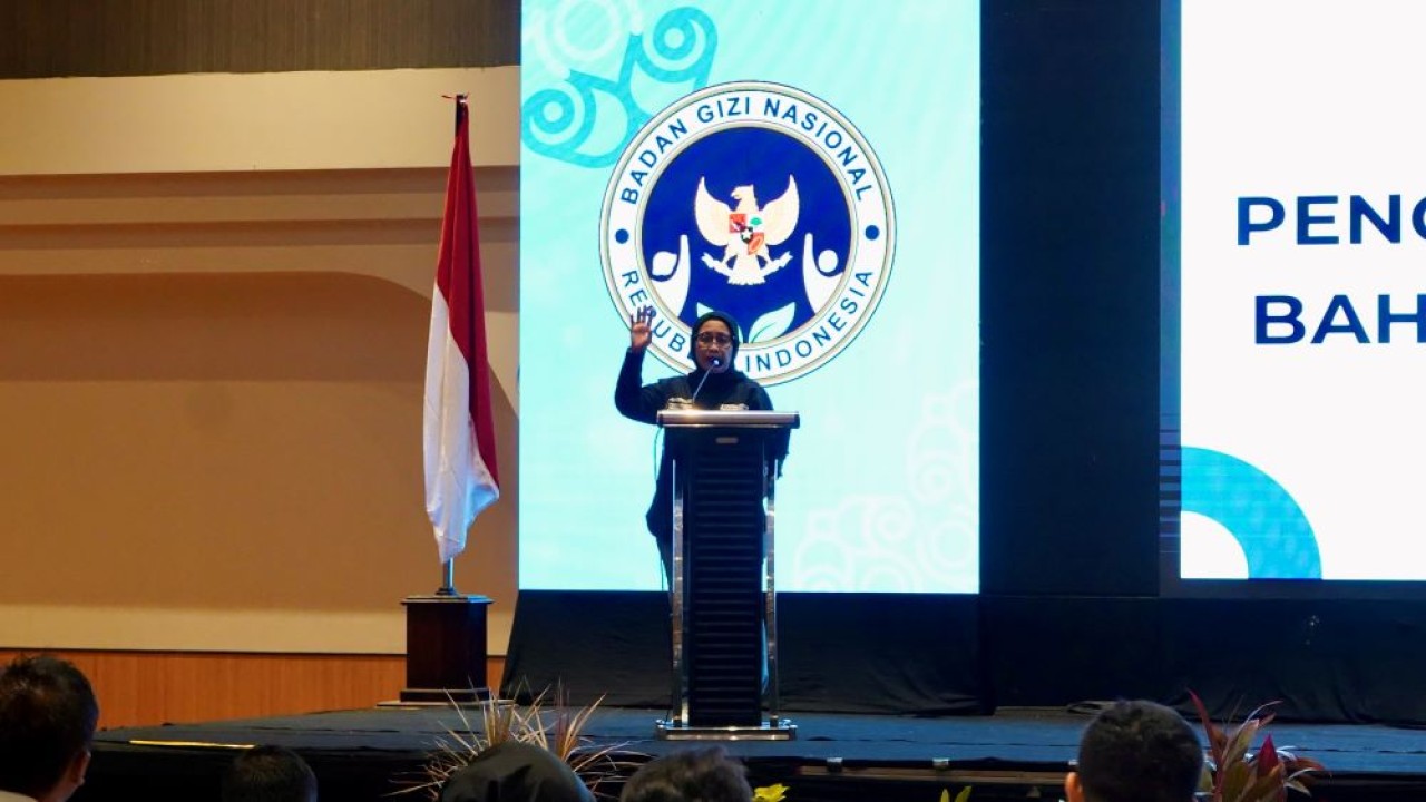 Wakil Kepala Badan Gizi Nasional (BGN) Nanik Sudaryati Deyang, dalam pengarahannya di acara Koordinasi dan Evaluasi Program BGN di Hotel Aston Cirebon, Minggu, 7 Desember 2025/ist