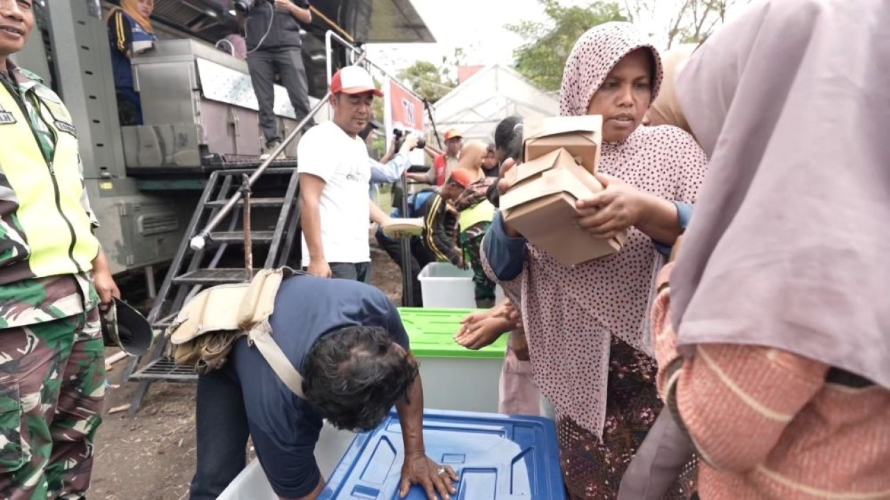 Program Makan Bergizi Gratis (MBG) tetap berjalan di wilayah terdampak bencana. (Foto: Istimewa)