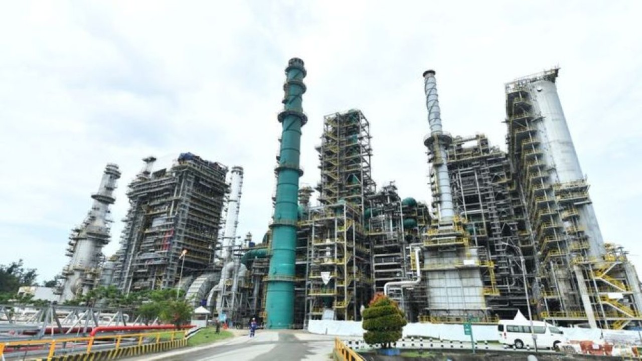 Fasilitas Residual Fluid Catalytic Cracking (RFCC) Complex dalam Proyek Refinery Development Master Plan (RDMP) Balikpapan. (Foto: Dok/Ntvnews.id)