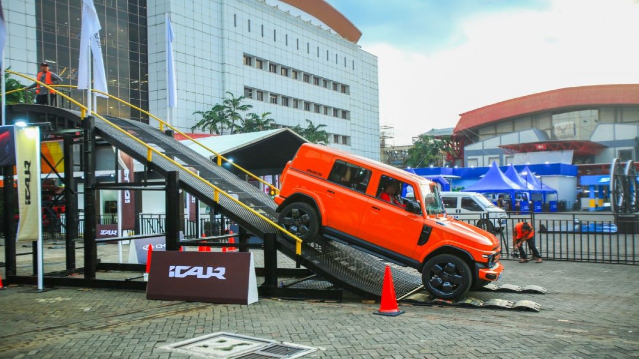 iCAR V23 dengan approach angle 43° dan departure angle 41°, memastikan kemampuan dalam melintasi berbagai medan menantang dengan penuh percaya diri. (Foto: Dok/Istimewa)