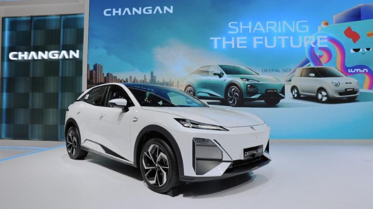 Ilustrasi. Changan Deepal S07 di Gaikindo Jakarta Auto Week (GJAW) 2025. (Foto: Adiantoro/NTV)