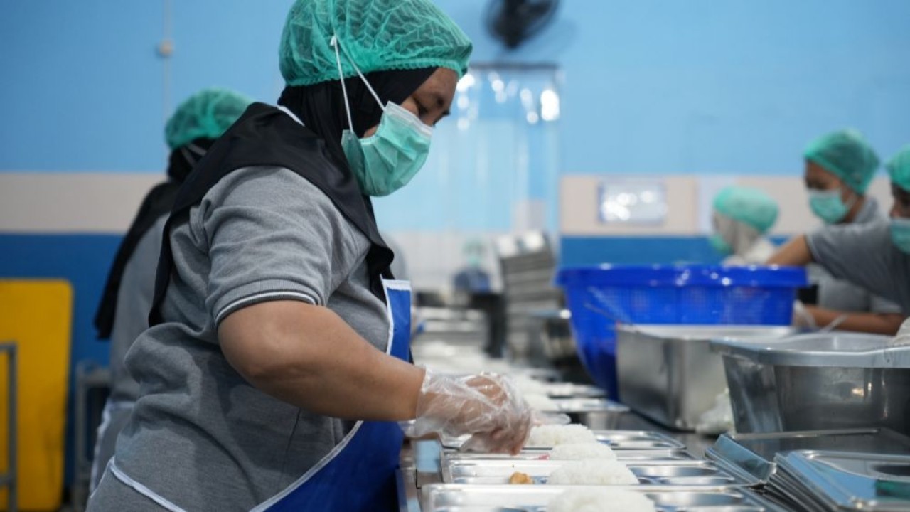 Distribusi makanan dalam program Makan Bergizi Gratis (MBG) telah diatur berdasarkan jenis dan ketahanannya. (Foto: Dok/Istimewa/BGN)