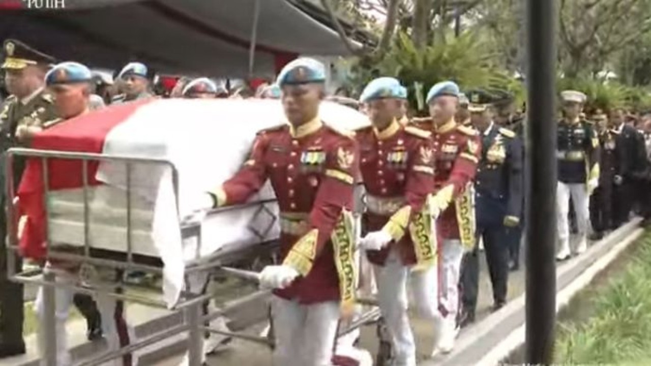 Pemakaman militer Wakil Presiden ke-6 Republik Indonesia, Try Sutrisno (Istimewa)