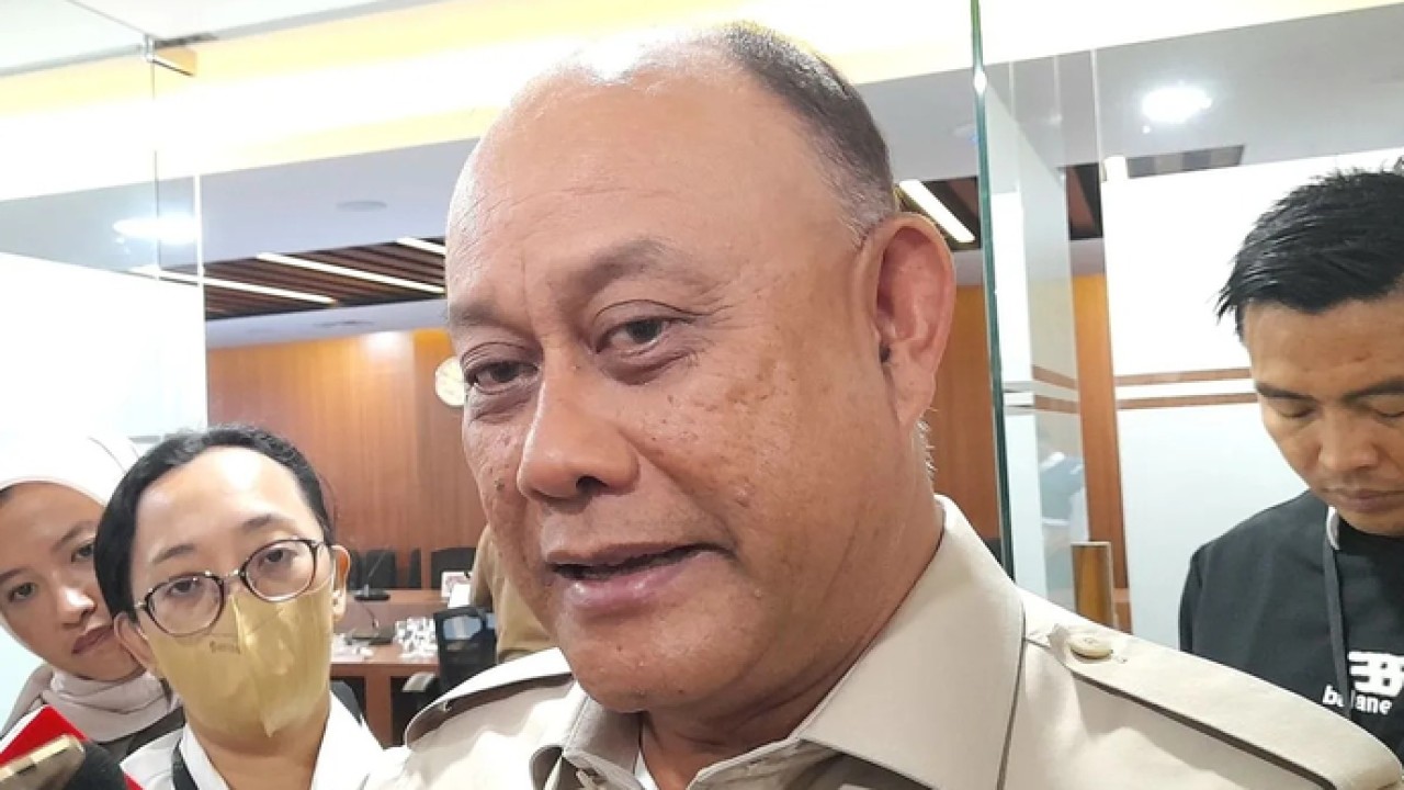 Kepala BGN Dadan Hindayana ditemui usai rapat koordinasi bersama Menteri Koordinator Bidang Pangan Zulkifli Hasan di Jakarta, Kamis (2/4/2026). ANTARA/Lintang Budiyanti Prameswari (Antara)