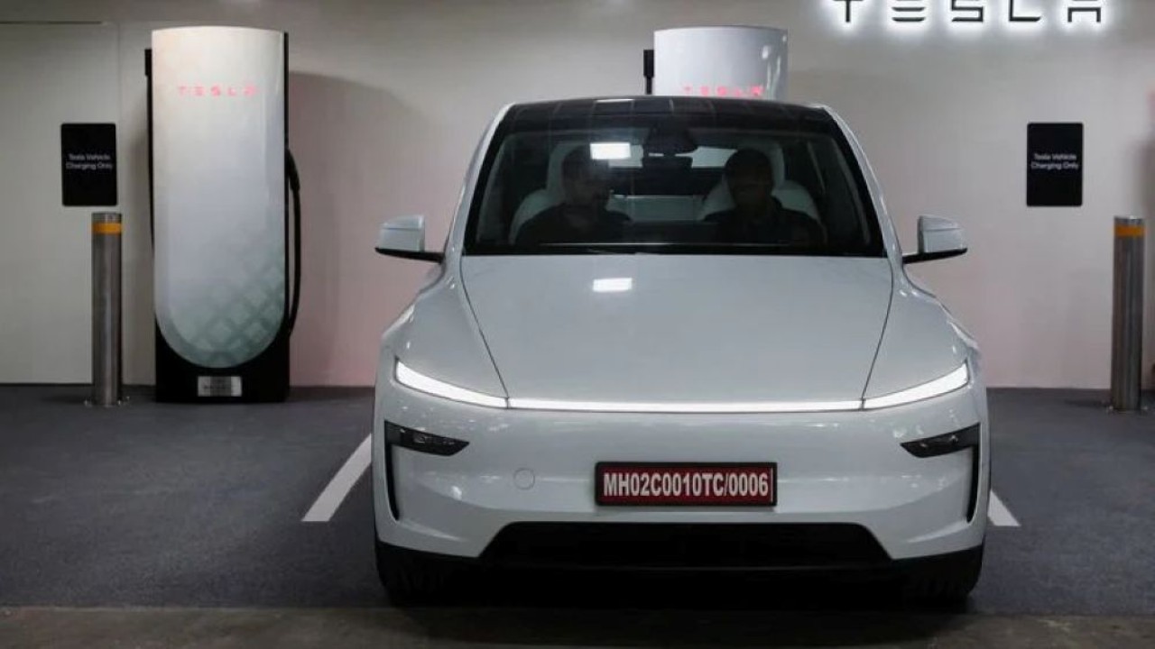 Tesla merilis model YL 6-seater di India. (Foto: Reuters)