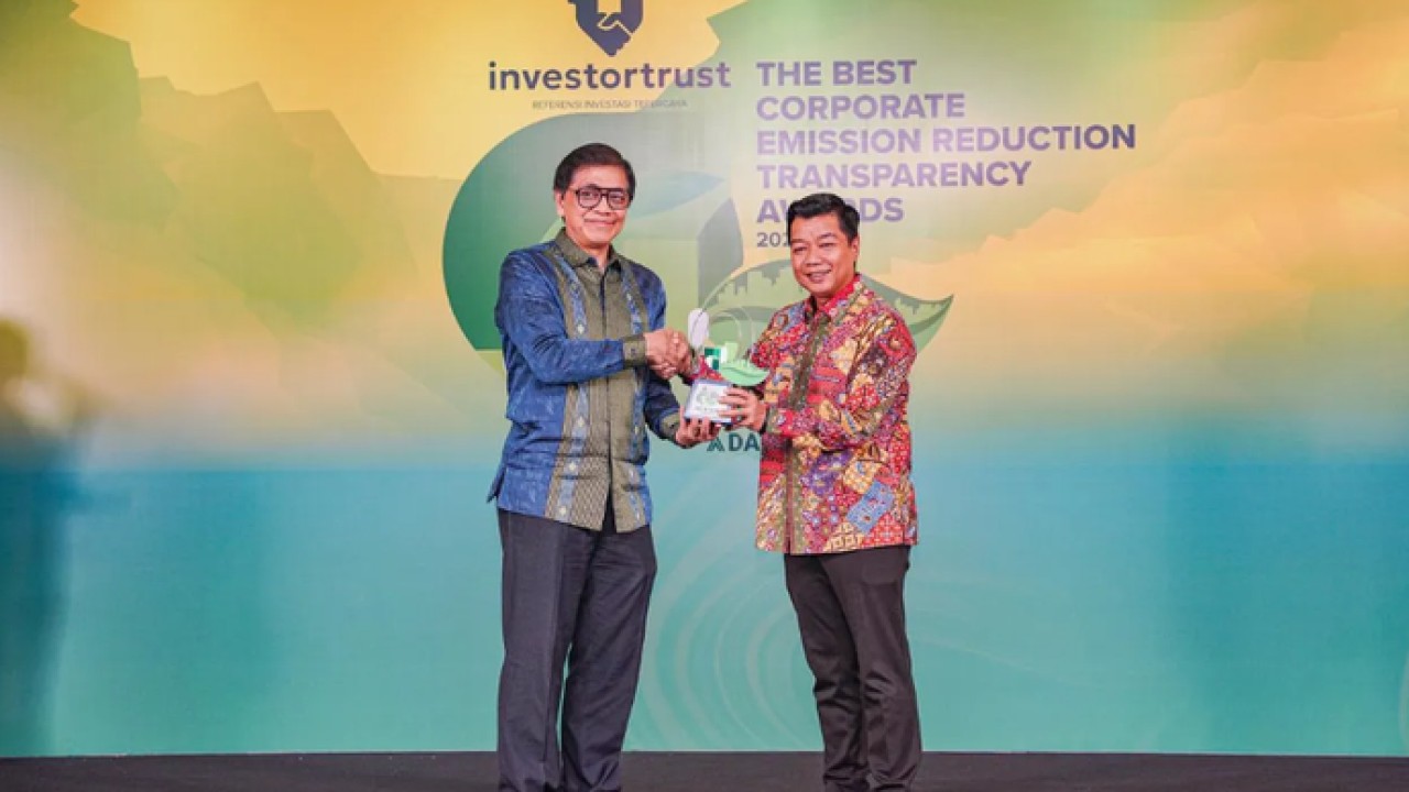 Pertamina Patra Niaga Raih Predikat Best Of The Best di Corporate Emission Reduction Transparency Awards 2026 (Pertamina)