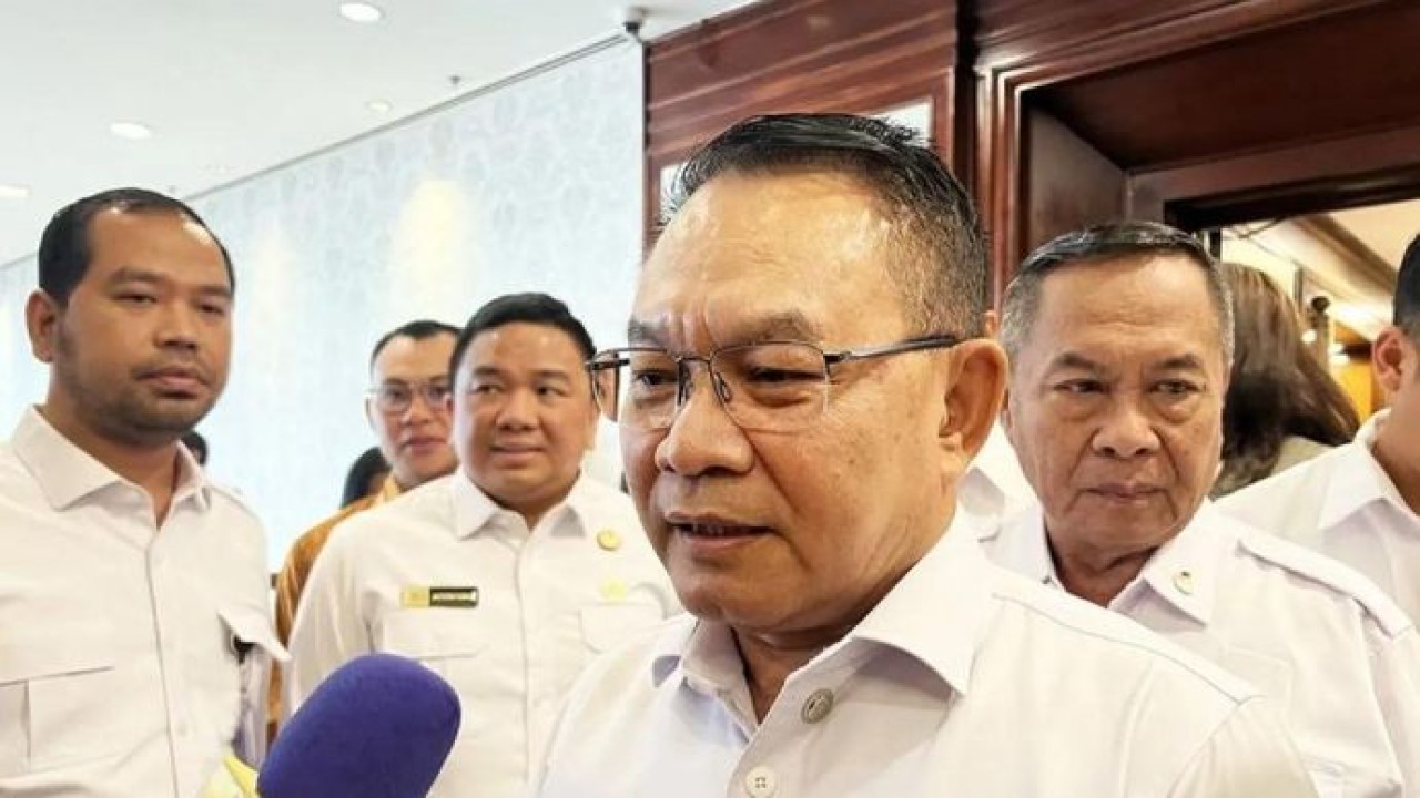 Kepala Staf Kepresidenan (KSP) Dudung Abdurachman memberi keterangan ketika ditemui di Jakarta, Kamis (30/4/2026). ANTARA/Putu Indah Savitri/aa. (Antara)