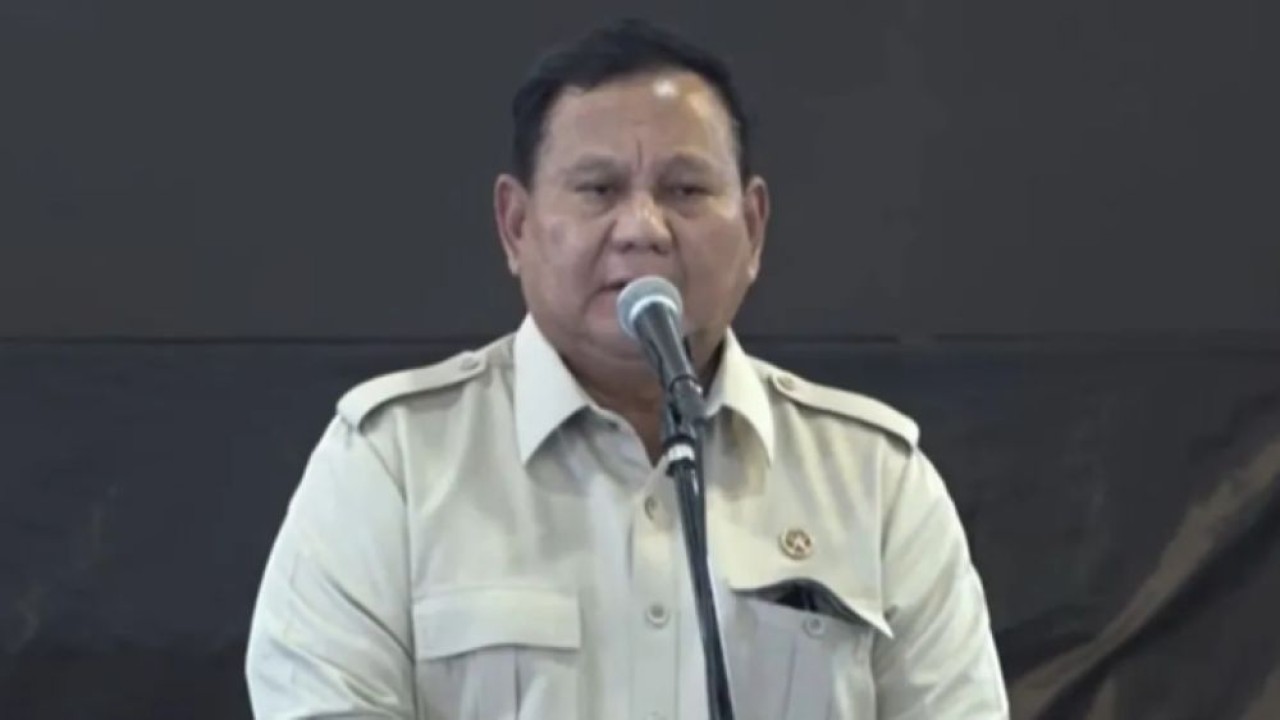 Presiden Prabowo Subianto saat memberikan arahan dalam kunjungannya di SRMP 17 Tabanan, Bali, Minggu (7/6/2026). (Foto: ANTARA/HO-tangkapan layar YouTube Sekretariat Presiden)