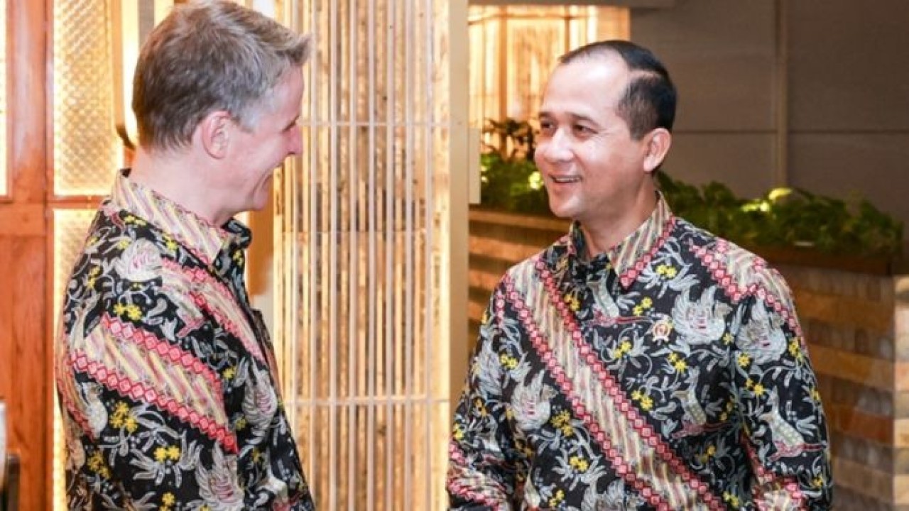 Menteri Transmigrasi M. Iftitah Sulaiman Suryanagara (Dokumentasi)