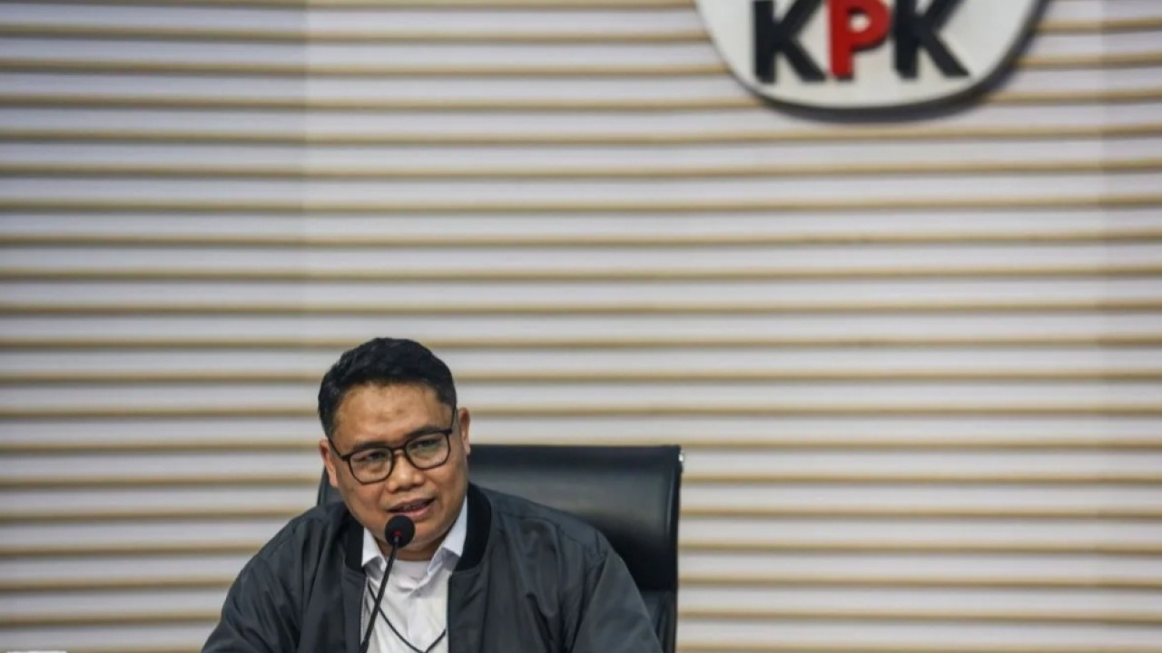 Deputi Penindakan dan Eksekusi KPK Asep Guntur Rahayu. ANTARA FOTO/Darryl Ramadhan/agr.
