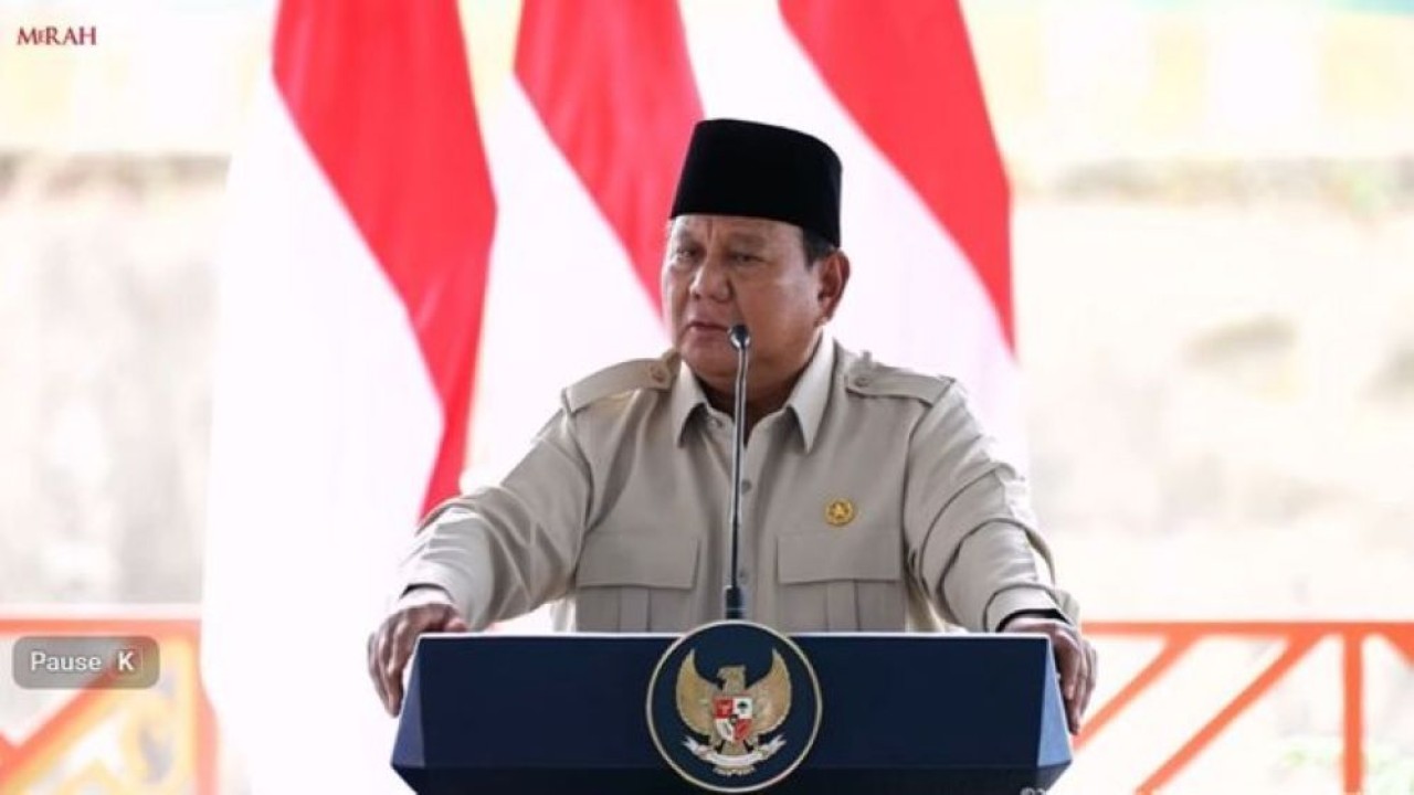 Presiden Prabowo Subianto saat meresmikan bendungan di Nusa Tenggara Barat (NTB). (Foto: Youtube Sekretariat Presiden)